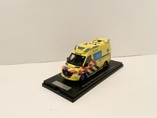 1/43 Mercedes Benz Sprinter Ambulance IJelland Visser Otaris-S  Scalemaster comprar usado  Enviando para Brazil