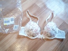 Weiß creme blumenverzierung gebraucht kaufen  Schwebheim