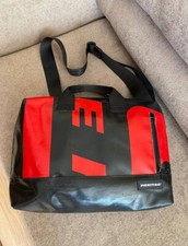 Bolsa de ombro FREITAG reciclagem carteiro - Vermelho/branco - Série G 5.1 comprar usado  Enviando para Brazil