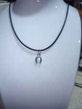 Collana con ferro usato  Italia