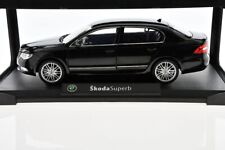 SKODA Superb II Black Metallic 2009 1/18 ABREX 118AB010D na sprzedaż  PL