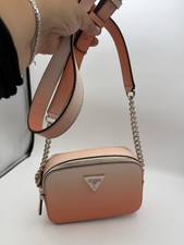 Bolsa tiracolo Guess multicolor Ombre Noelle compartimento duplo câmera, usado comprar usado  Enviando para Brazil