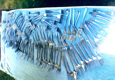 100 stainless dinner for sale  Langley