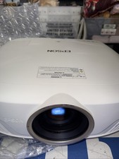 Projetor Epson Home Cinema 4010 4K PRO-UHD com HDR baixas horas comprar usado  Enviando para Brazil