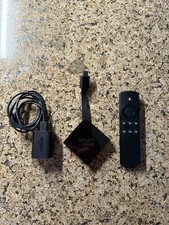 Amazon - Fire TV 4K Ultra HD e controle remoto de voz Alexa (3ª geração) comprar usado  Enviando para Brazil