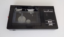 Adaptador cassete conversor VHS-C para VHS motorizado PlayPak JVC C-P7U grátis comprar usado Adaptador cassete conversor VHS-C para VHS motorizado PlayPak JVC C-P7U grátis comprar usado  Enviando para Brazil