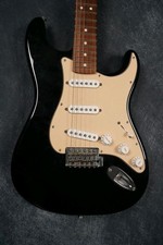 Fender strat schwarz gebraucht kaufen Fender strat schwarz gebraucht kaufen  Lage