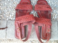 Sandales rouges tressees d'occasion  Paris XIII