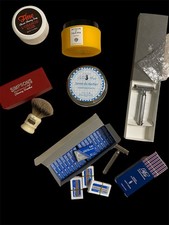 Lotto shaving kit usato  Italia