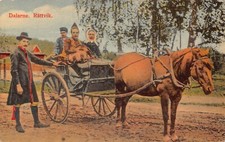 Cartão postal vintage Suécia Dalarne Rattvik crianças em carrinho de cavalo comprar usado  Enviando para Brazil