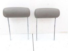 Usado, Conjunto de 2 Encostos de Cabeça APENAS SUBURBN15 2004 Terceiro Assento Estação Vagão Van 825901 comprar usado  Enviando para Brazil