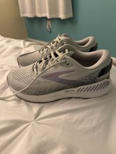 Brooks woman gts for sale  Pasadena