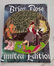 Broche Disney Bela Adormecida Aurora Briar Rose edição limitada 2,5 pol. LE comprar usado  Enviando para Brazil