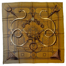 Hermes scarf carre d'occasion  Expédié en Belgium