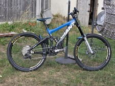 Downhill giant glory for sale  SHREWSBURY