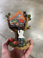 little tree house for sale  Alma