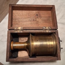 Vecchio strumento misura usato Vecchio strumento misura usato  Biella