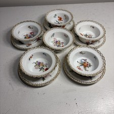 Set ramekin piattini usato Set ramekin piattini usato  Spedire a Italy