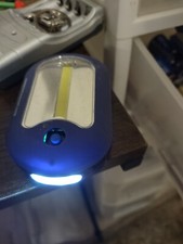Duas lanternas LED, UMA lanterna convencional e UM ímã de luz de trabalho comprar usado  Enviando para Brazil