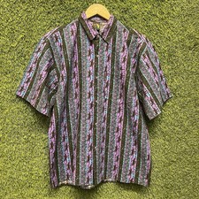 Camicia vintage gecko usato Camicia vintage gecko usato  Spedire a Italy