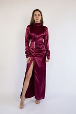  Vestido de cetim borgonha gola tartaruga com enfeites de alta divisão e prata comprar usado  Enviando para Brazil