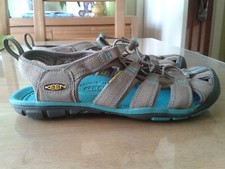 Keen walking sandals for sale  OLDBURY