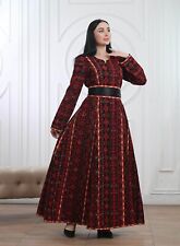 Embroidered thobe red d'occasion  Expédié en Belgium