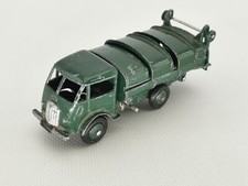 Dinky toys 25v d'occasion  Pornichet