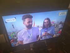 televisore 32 led usato  Roma
