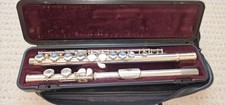 Yamaha 211 flute for sale Yamaha 211 flute for sale  CARMARTHEN
