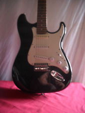Guitare électrique stratocast d'occasion  Saint-Saulge