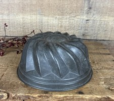 Antique tin mold for sale  Reading