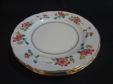 Porcelana inglesa Wedgwood - Flores chinesas - Conjunto de 4 pratos de jantar, usado comprar usado  Enviando para Brazil