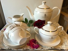 Queen elizabeth golden for sale Queen elizabeth golden for sale  BALLYMENA