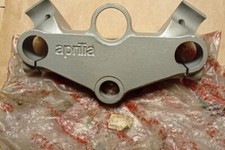 Aprilia piastra sterzo usato  Lucca