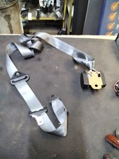 Ceinture sécurité arrière d'occasion  Origny-Sainte-Benoite