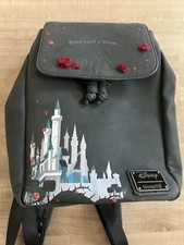 MOCHILA CASTELO BELEZA ADORMECIDA PRINCESA AURORA LOUNGEFLY DISNEY comprar usado  Enviando para Brazil