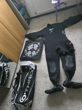 Three dry suit for sale  LIVINGSTON