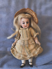 Adorable french doll d'occasion  Expédié en Belgium