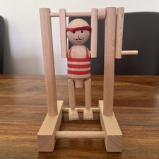 HTF raro Dihras acrobata de madeira giratório Sam Baby Einstein comprar usado  Enviando para Brazil