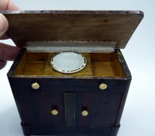 Antigo armário alemão de lavagem ou chamberpot c.1860 miniatura casa de bonecas 1:12 comprar usado  Enviando para Brazil