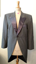Ensemble jaquette pantalon d'occasion  Tremblay-en-France