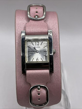 Relógio de quartzo feminino Guess pulseira rosa prata 22 mm estojo - Nova bateria comprar usado  Enviando para Brazil