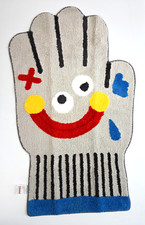 Tapete infantil personagem em forma de mão luva rosto sorridente estilo rua moderno 4 pés macio comprar usado  Enviando para Brazil