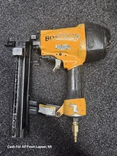 Bostitch corrugated stapler for sale  Lapeer
