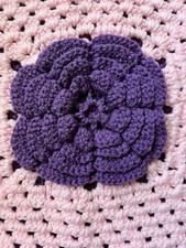 Nova Bolsa de Mão Tablet 12x12 Artesanal Casa de Campo Crochê Rosa Flor Roxa comprar usado  Enviando para Brazil