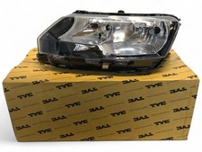 Skoda Rapid (NH) 2014 przedni lewy reflektor 5JB941015 OSC11784, używany na sprzedaż Skoda Rapid (NH) 2014 przedni lewy reflektor 5JB941015 OSC11784, używany na sprzedaż  PL