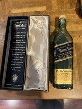 JOHNNIE WALKER GARRAFA DE UÍSQUE ESCOCÊS ETIQUETA AZUL 200ML VAZIA COM CAIXA.  8 pol comprar usado  Enviando para Brazil