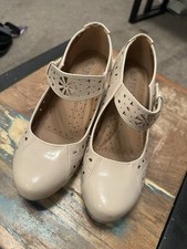 Biege ladies low for sale  GLOUCESTER