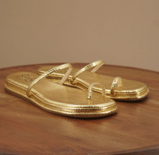 Sandálias Jessica Simpson Feminina Malha Tira no Biqueira Slide Ouro Estampa de Cobra Tamanho 10M comprar usado  Enviando para Brazil